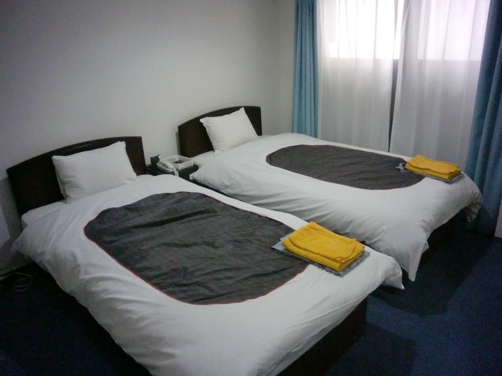 Business Hotel Nishi Otsu Esterno foto