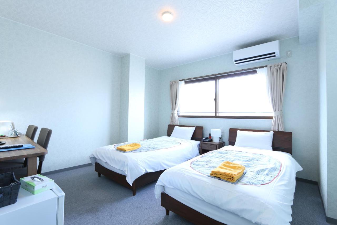 Business Hotel Nishi Otsu Esterno foto
